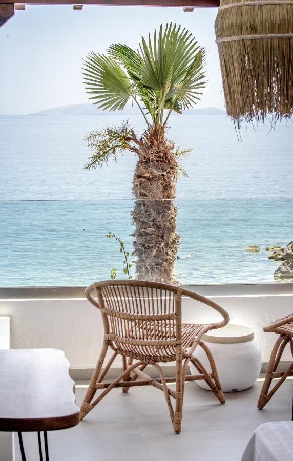 Laia Seafront Luxury Apartments Agia Pelagia Eksteriør billede