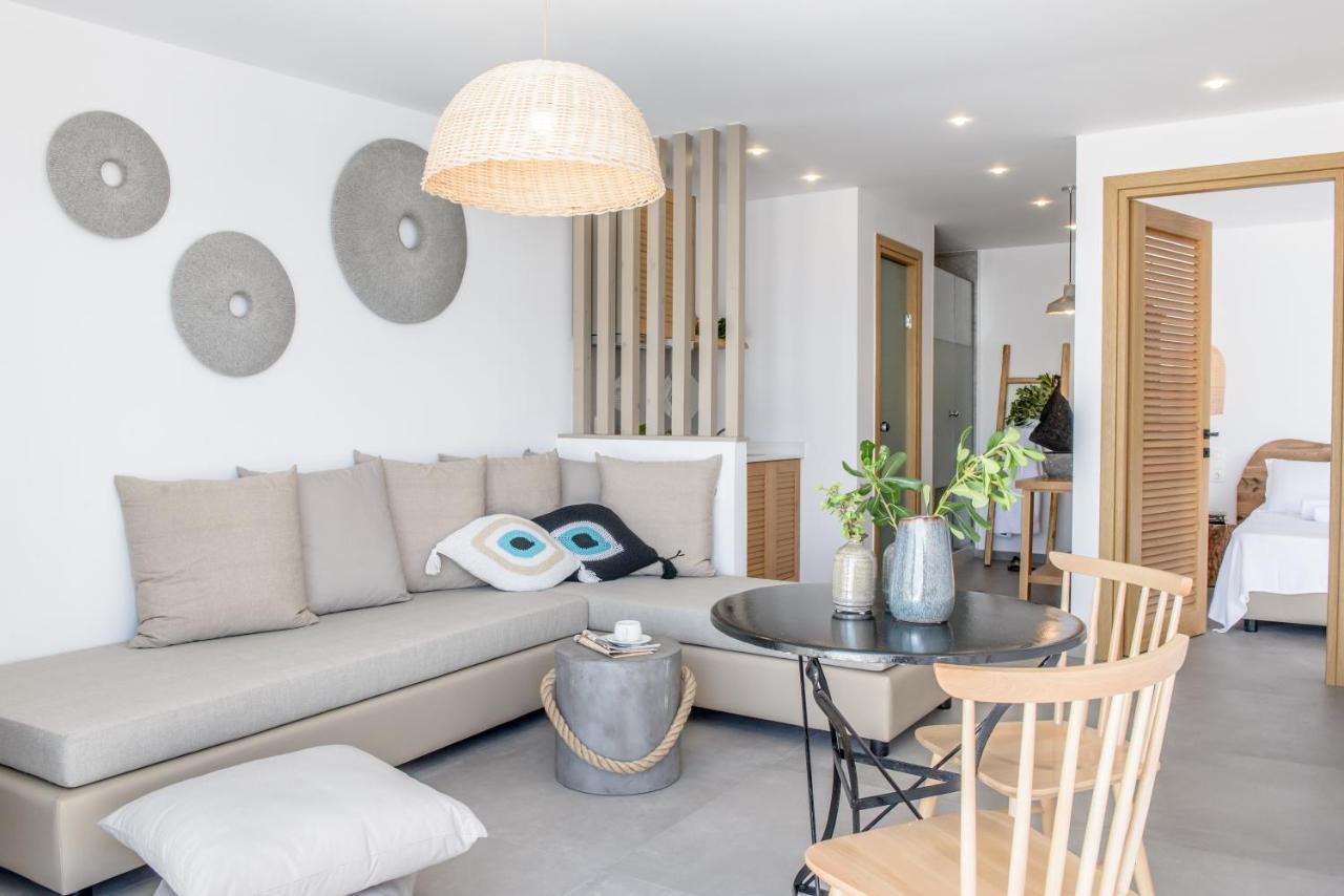 Laia Seafront Luxury Apartments Agia Pelagia Eksteriør billede